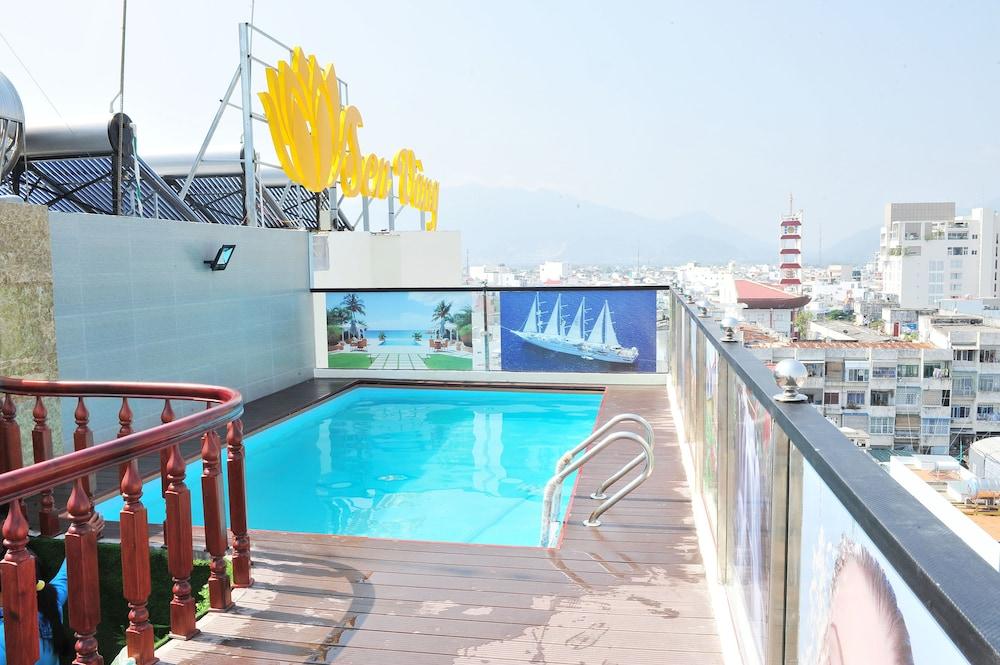 Sen Vang Luxury Hotel Nha Trang Exterior foto